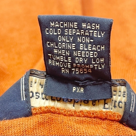 Vintage ABERCROMBIE & FITCH Women’s Orange Long Sleeve PRETTY PENQUIN Top - Picture 6 of 6